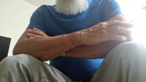 Snapshot of marziale56 chatting on September 18, 12:09 pm Beard4Bears online show from September 18, 12:09 pm