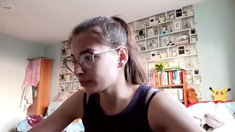 Kelly online show from April 13, 9:02 am