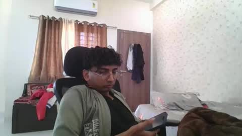 Mask Boy online show from November 30, 5:14 am