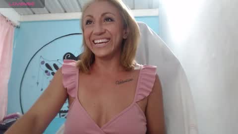 massiel ferreti online show from October 13, 9:39 pm