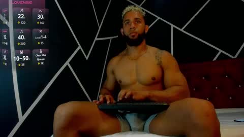 massimo_cruz online show from October 20, 1:27 pm