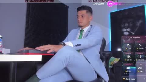 I am Massimo online show from January 29, 12:33 am