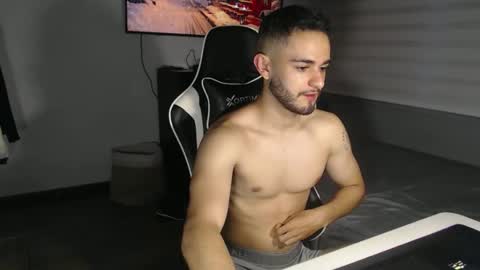 massimo online show from December 13, 11:00 pm