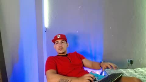 massimo_vidal online show from November 27, 6:37 pm