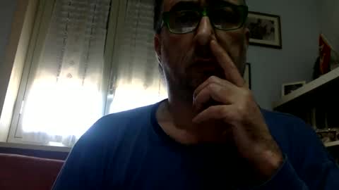 massimoxgiulia online show from December 29, 9:17 am