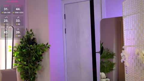 Maya online show from September 26, 4:31 am