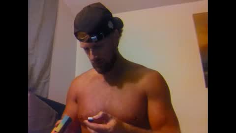 Snapshot of masterchiefer69 chatting on September 11, 12:56 am Mastercheif online show from September 11, 12:56 am