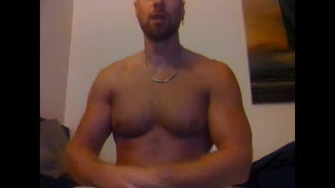 Snapshot of masterchiefer69 chatting on September 18, 5:44 am Mastercheif online show from September 18, 5:44 am