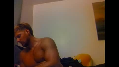 Snapshot of masterchiefer69 chatting on September 12, 1:51 am Mastercheif online show from September 12, 1:51 am