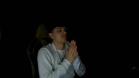 masterjizz1_0 online show from October 31, 5:41 am