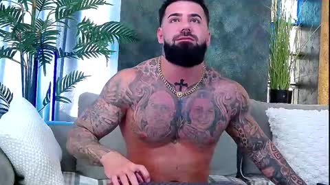 masterkingofmuscle online show from October 21, 11:04 am