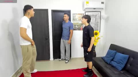 Team Cris Darwin- Fernando- Stiven- David online show from March 27, 11:22 am