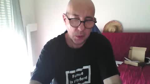 mat11efou online show from December 5, 12:03 pm