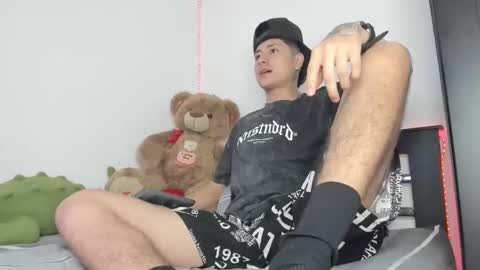 mateo_escobar online show from November 16, 8:55 pm