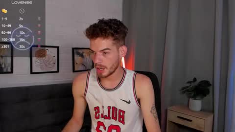 MATEO HUNTER online show from November 12, 3:09 am