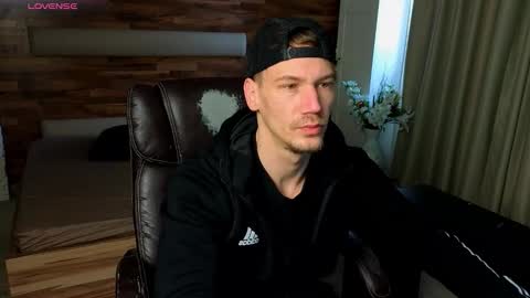 MateoBenjamin online show from March 1, 11:36 am