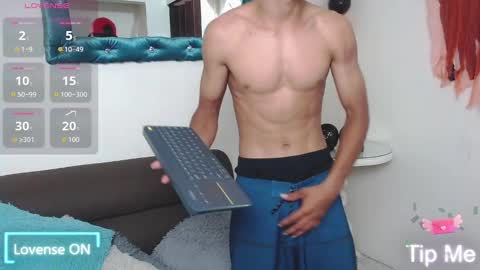 Mateo online show from October 3, 1:52 pm