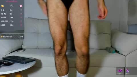 mateoking_ online show from February 6, 11:40 pm