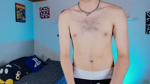 Snapshot of mathew_conelly chatting on December 28, 7:43 pm Matt online show from December 28, 7:43 pm