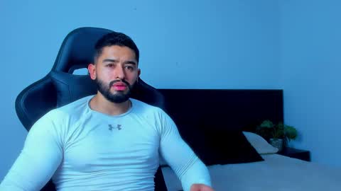 Mathew Flintt  online show from February 11, 12:47 am