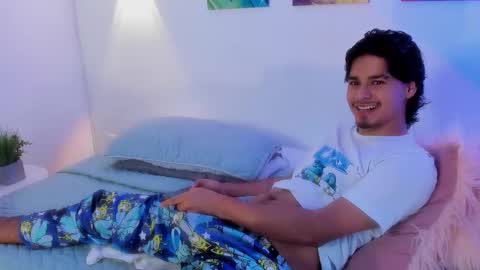 Mathew online show from January 15, 8:06 pm