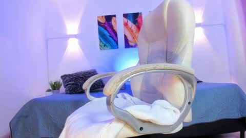 Mathew online show from March 12, 8:20 pm