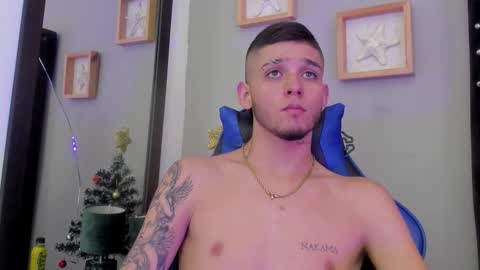 mathewboy2 online show from December 22, 7:20 pm