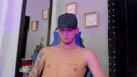 mathewboy2 online show from December 19, 10:49 pm