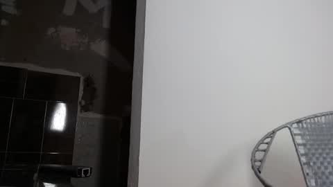 mathews__ online show from December 4, 4:01 am