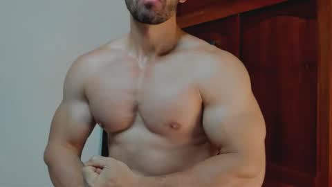 mathews_smith online show from February 25, 11:58 am