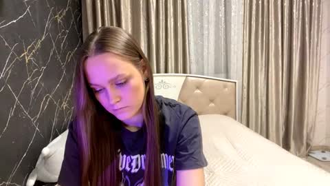 Anny Simpson online show from September 21, 6:12 pm