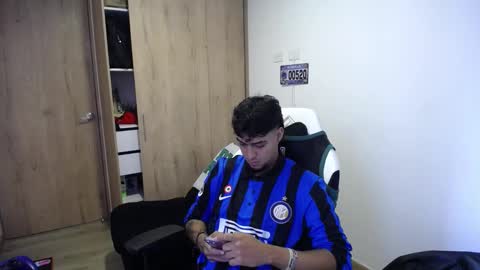 matias online show from October 24, 6:52 pm