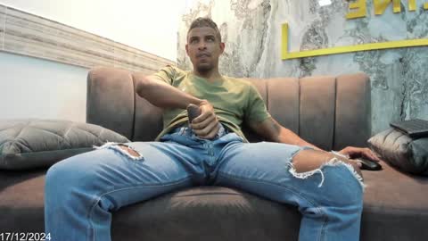 ANDRES online show from December 17, 12:33 pm