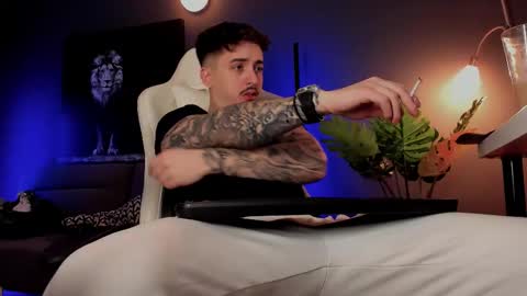 Matt online show from February 3, 7:35 am