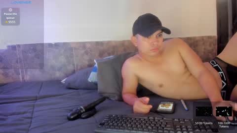 Matt Coom Independent model online show from December 17, 12:11 pm