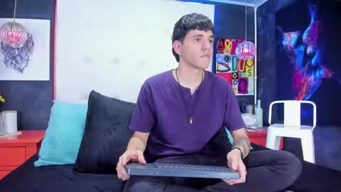 ---Matteo--- online show from October 21, 3:55 am