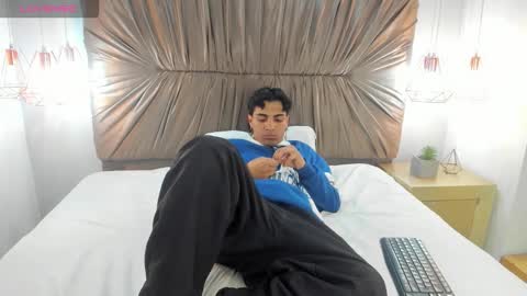 mattfiore online show from November 27, 12:35 pm