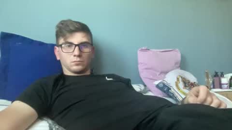 Snapshot of matthd21 chatting on September 22, 1:37 pm matthd21 online show from September 22, 1:37 pm
