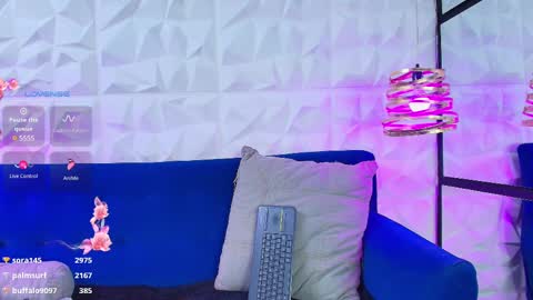 Snapshot of matti_sofia chatting on February 26, 3:54 pm TATIANA AND ROUS online show from February 26, 3:54 pm