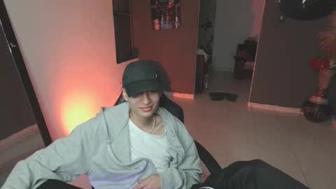 mattias     online show from February 17, 10:49 pm