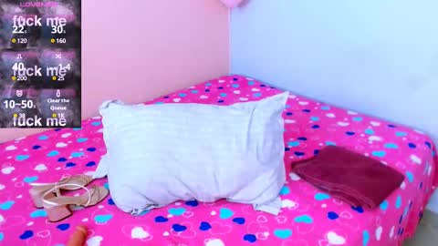 mattilda_18 online show from March 1, 7:37 pm