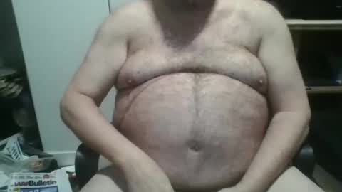Snapshot of mattnudist chatting on January 3, 2:32 am Matt online show from January 3, 2:32 am