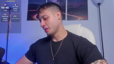 mattsaill_ online show from November 9, 12:19 pm