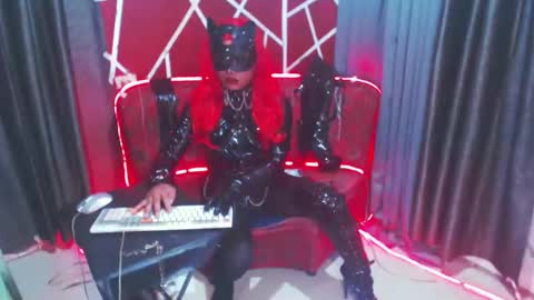 Miss online show from October 1, 5:34 pm