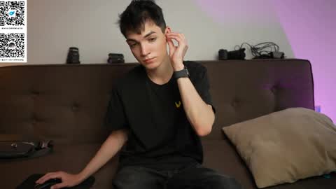 Matty  Aiden online show from April 7, 5:15 pm