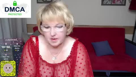 Lana online show from April 14, 4:54 pm