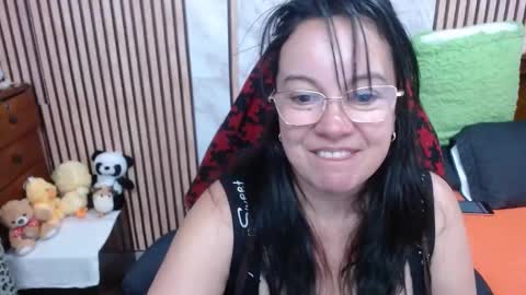 Sonia online show from October 4, 8:50 pm