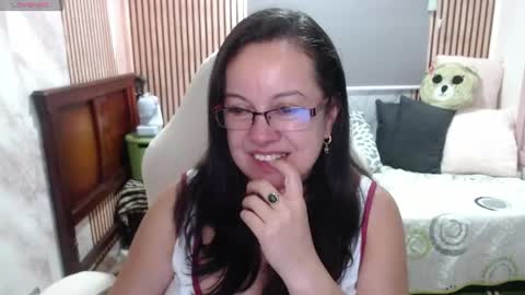 Sonia online show from June 6, 9:20 pm