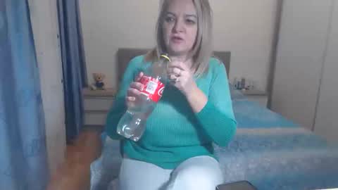 maturediana online show from February 28, 4:16 am