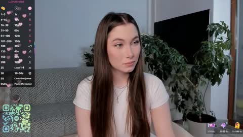 Lucy online show from September 26, 3:09 pm